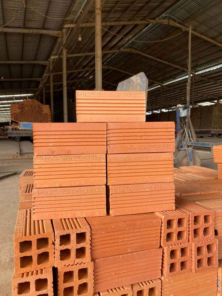Xí nghiệp gạch Lợi Lộc